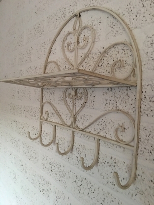 Wall shelf coat rack made of wrought iron, old-white
